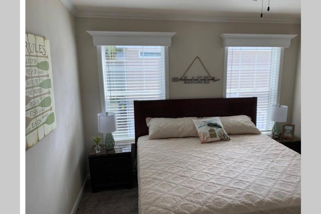 Resort Cottage Near Parks At Great Price! كيسيمي المظهر الخارجي الصورة